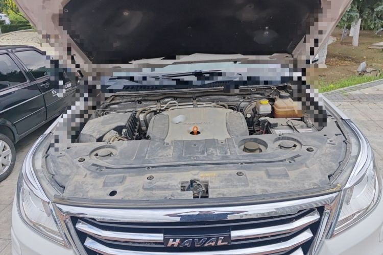 Used Haval H9 2015 2.0T Four-Wheel Drive Luxury 7-Seater Engine Bay