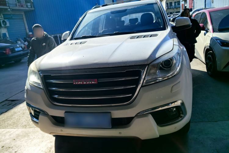 Used Haval H9 2015 2.0T Four-Wheel Drive Luxury 7-Seater Exterior 1