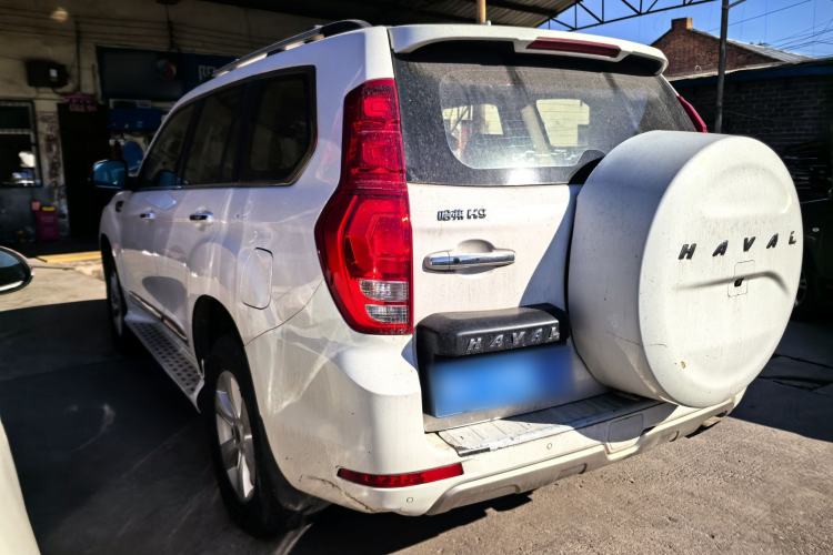 Used Haval H9 2015 2.0T Four-Wheel Drive Luxury 7-Seater Exterior 4