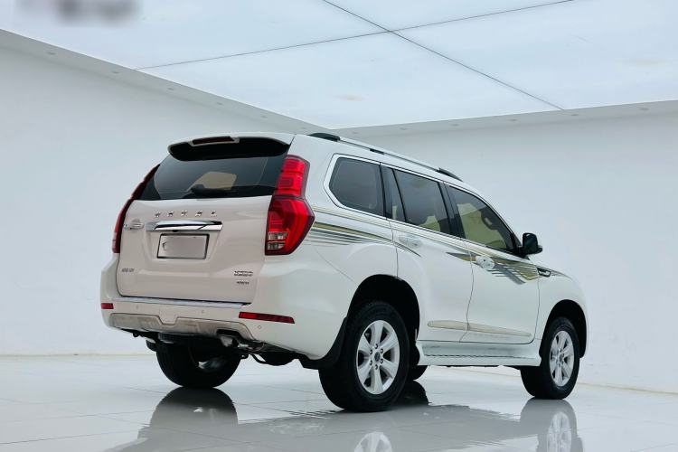 Used Haval H9 2015 2.0T Four-Wheel Drive Luxury 7-Seater Exterior 6