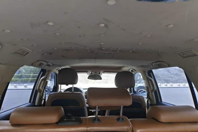 Used Haval H9 2015 2.0T Four-Wheel Drive Luxury 7-Seater Headliner