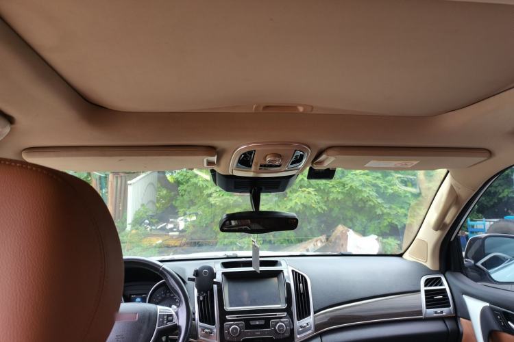 Used Haval H9 2015 2.0T Four-Wheel Drive Luxury 7-Seater Headliner