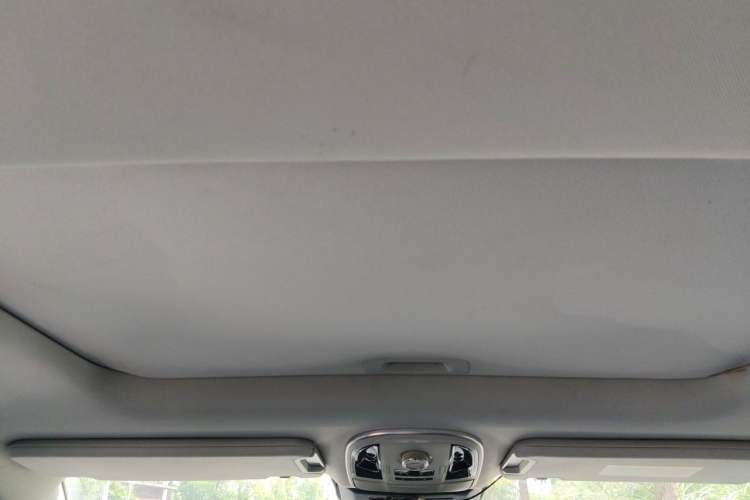 Used Haval H9 2015 2.0T Four-Wheel Drive Luxury 7-Seater Headliner