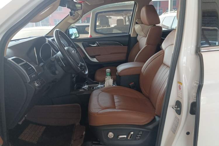 Used Haval H9 2015 2.0T Four-Wheel Drive Luxury 7-Seater Left Front Seat