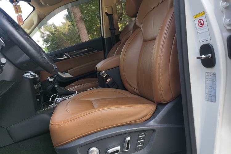 Used Haval H9 2015 2.0T Four-Wheel Drive Luxury 7-Seater Left Front Seat