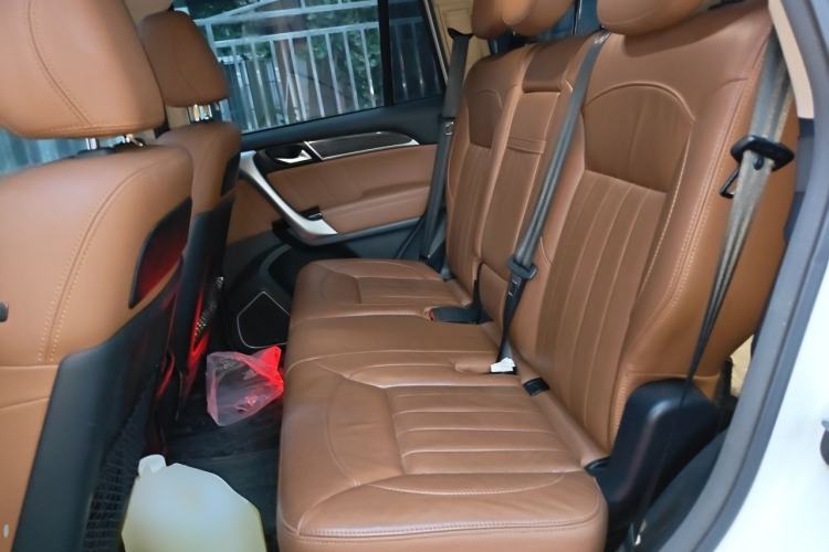Used Haval H9 2015 2.0T Four-Wheel Drive Luxury Model 5 Seats Left Rear Seat