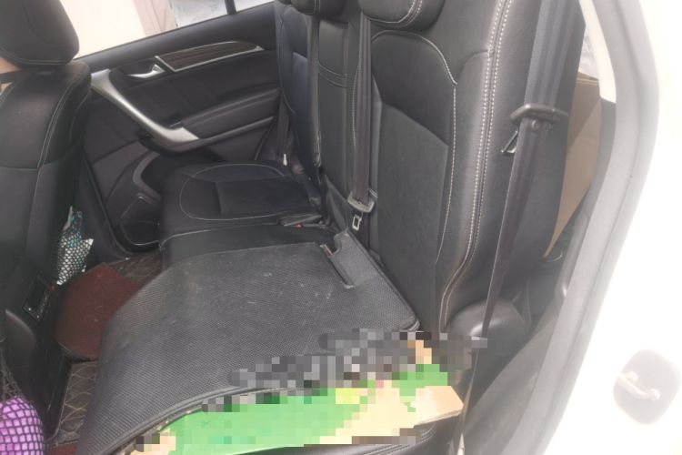 Used Haval H9 2015 2.0T Four-Wheel Drive Standard Model 7 Seats Left Rear Seat