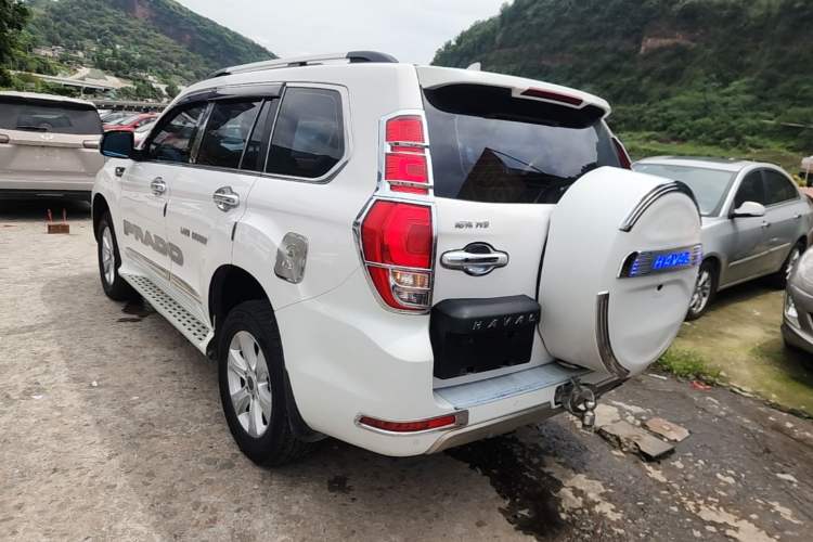 Used Haval H9 2015 2.0T Four-Wheel Drive Luxury 7-Seater Rear Left 45 Deg