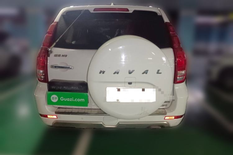 Used Haval H9 2015 2.0T Four-Wheel Drive Ultra-Luxury 7-Seater Rear