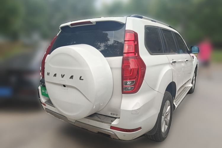 Used Haval H9 2015 2.0T Four-Wheel Drive Luxury 7-Seater Rear Right 45 Deg