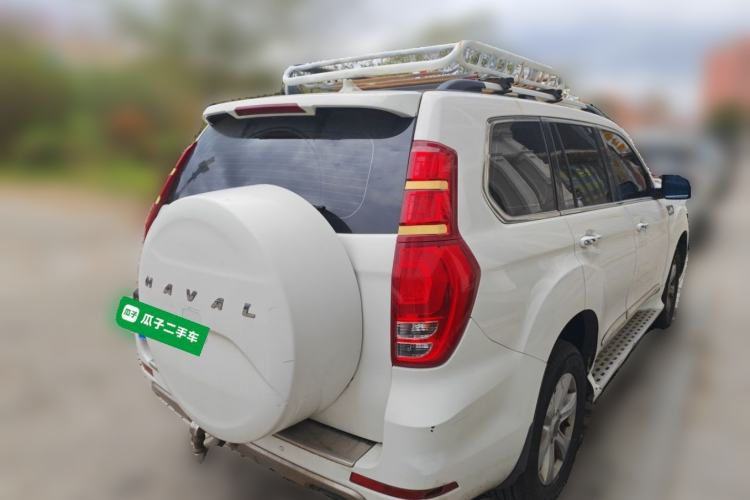 Used Haval H9 2015 2.0T Four-Wheel Drive Luxury 7-Seater Rear Right 45 Deg