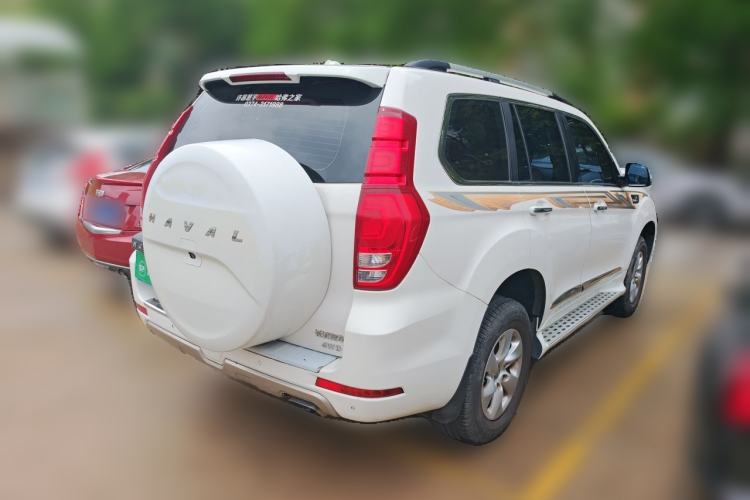 Used Haval H9 2015 2.0T Four-Wheel Drive Luxury 7-Seater Rear Right 45 Deg
