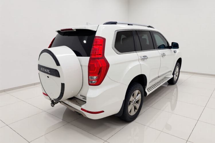 Used Haval H9 2015 2.0T Four-Wheel Drive Luxury 7-Seater Rear Right 45 Deg