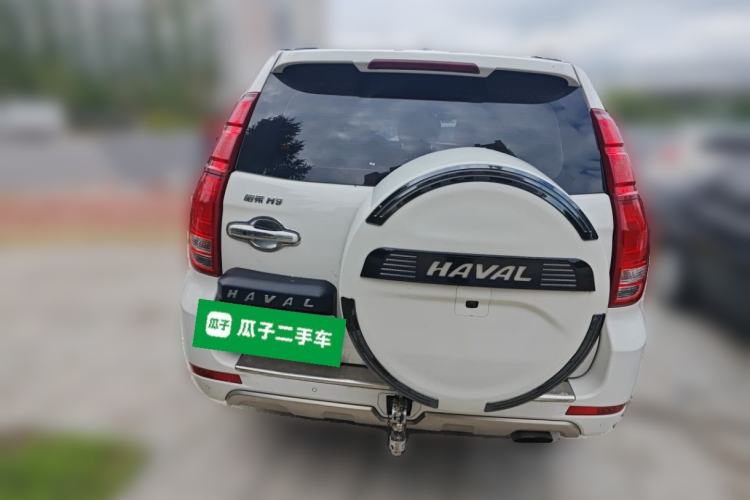 Used Haval H9 2015 2.0T Four-Wheel Drive Luxury 7-Seater Rear