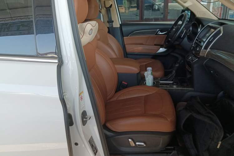 Used Haval H9 2015 2.0T Four-Wheel Drive Luxury 7-Seater Right Front Seat