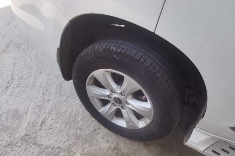 Used Haval H9 2015 2.0T Four-Wheel Drive Ultra-Luxury 7-Seater Right Rear Wheel Hub