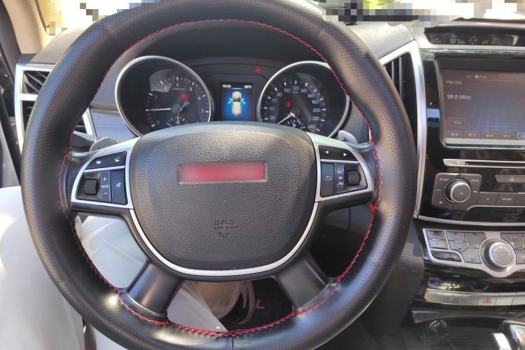 Used Haval H9 2015 2.0T Four-Wheel Drive Luxury 7-Seater Steering Wheel