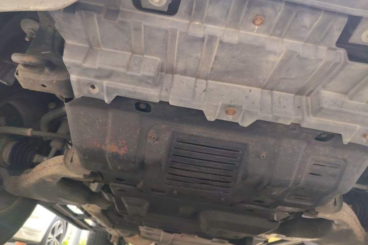 Used Haval H9 2016 2.0T Four-Wheel Drive Elite Version 7 Seats Chassis Front