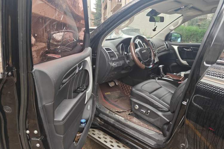 Used Haval H9 2016 2.0T Four-Wheel Drive Elite Version 5 Seats Driver Seat