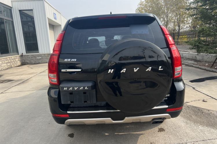 Used Haval H9 2016 2.0T Four-Wheel Drive Luxury Version 5 Seats Exterior 5