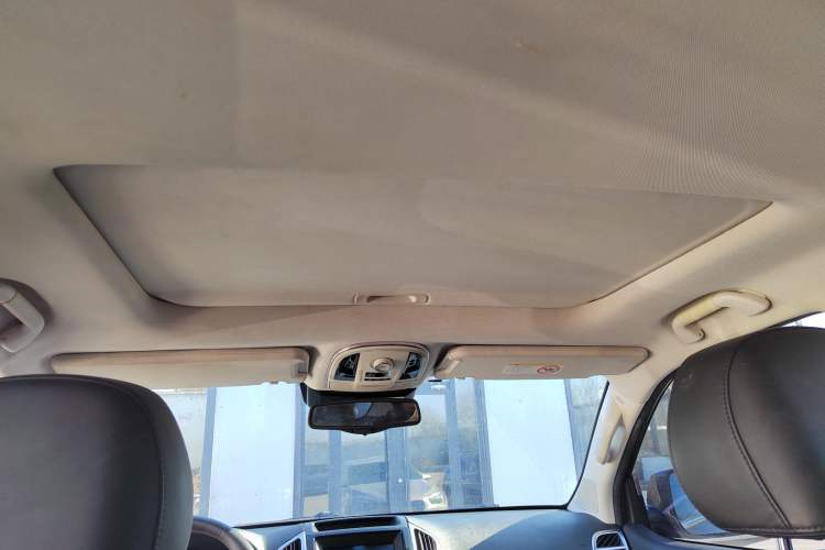 Used Haval H9 2016 2.0T Four-Wheel Drive Luxury 7-Seater Headliner