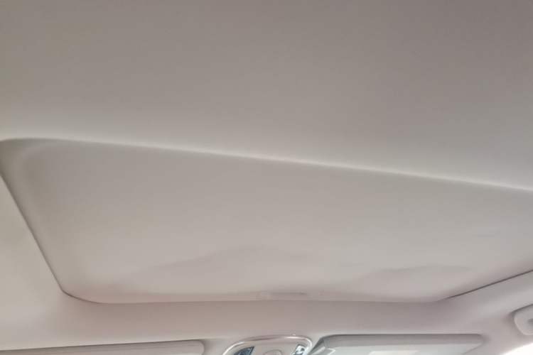 Used Haval H9 2016 2.0T Four-Wheel Drive Elite Version 7 Seats Headliner