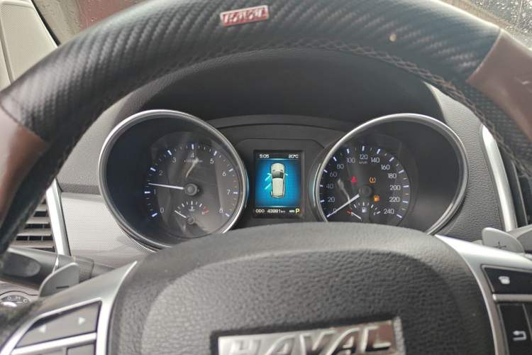 Used Haval H9 2016 2.0T Four-Wheel Drive Elite Version 5 Seats Instrument Cluster