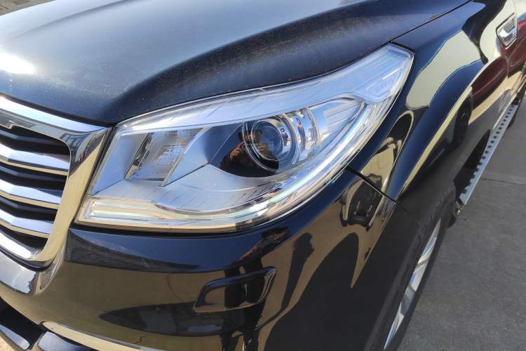 Used Haval H9 2016 2.0T Four-Wheel Drive Luxury 7-Seater Left Front Headlight