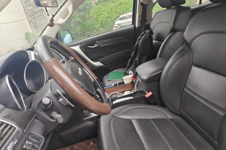 Used Haval H9 2016 2.0T Four-Wheel Drive Elite Version 5 Seats Left Front Seat