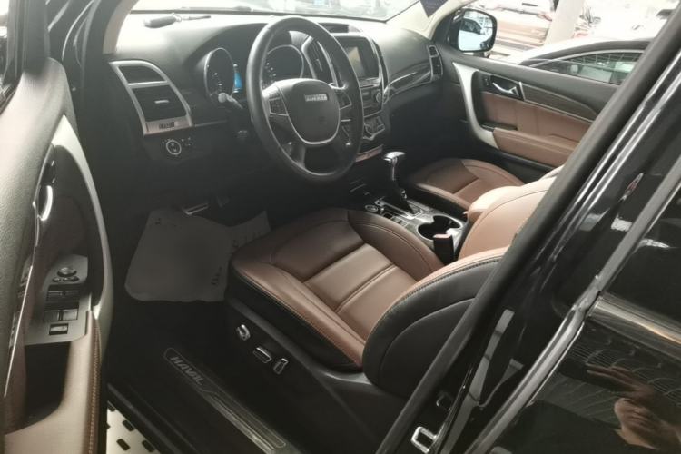 Used Haval H9 2016 2.0T Four-Wheel Drive Elite Version 7 Seats Left Front Seat