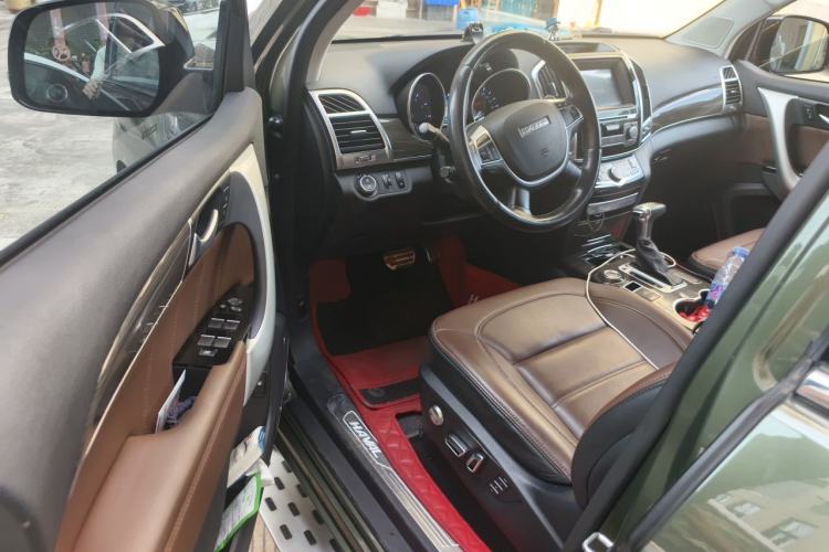 Used Haval H9 2016 2.0T Four-Wheel Drive Luxury 7-Seater Driver Seat