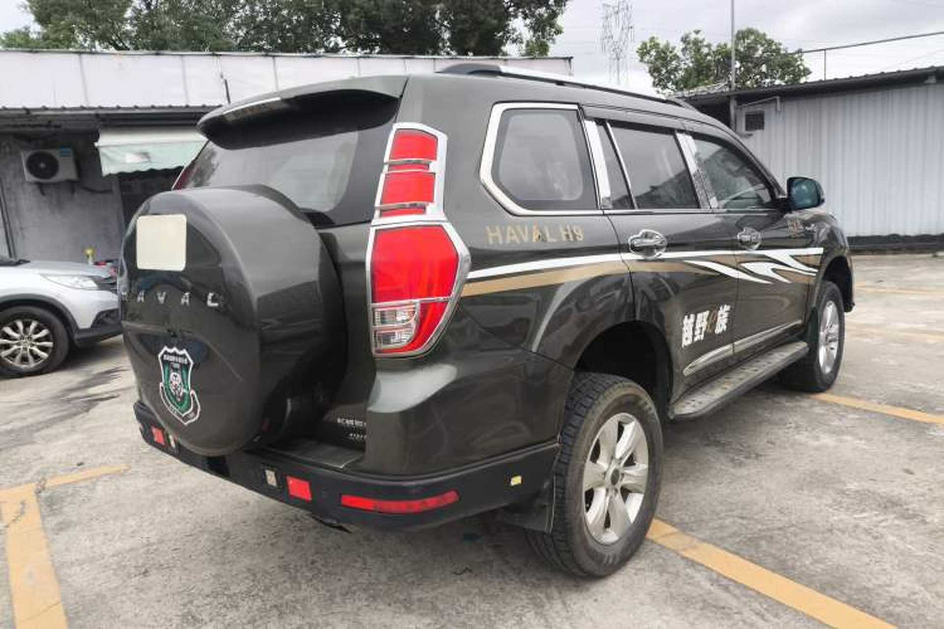 Used Haval H9 2016 2.0T Four-Wheel Drive Luxury 7-Seater Exterior 6