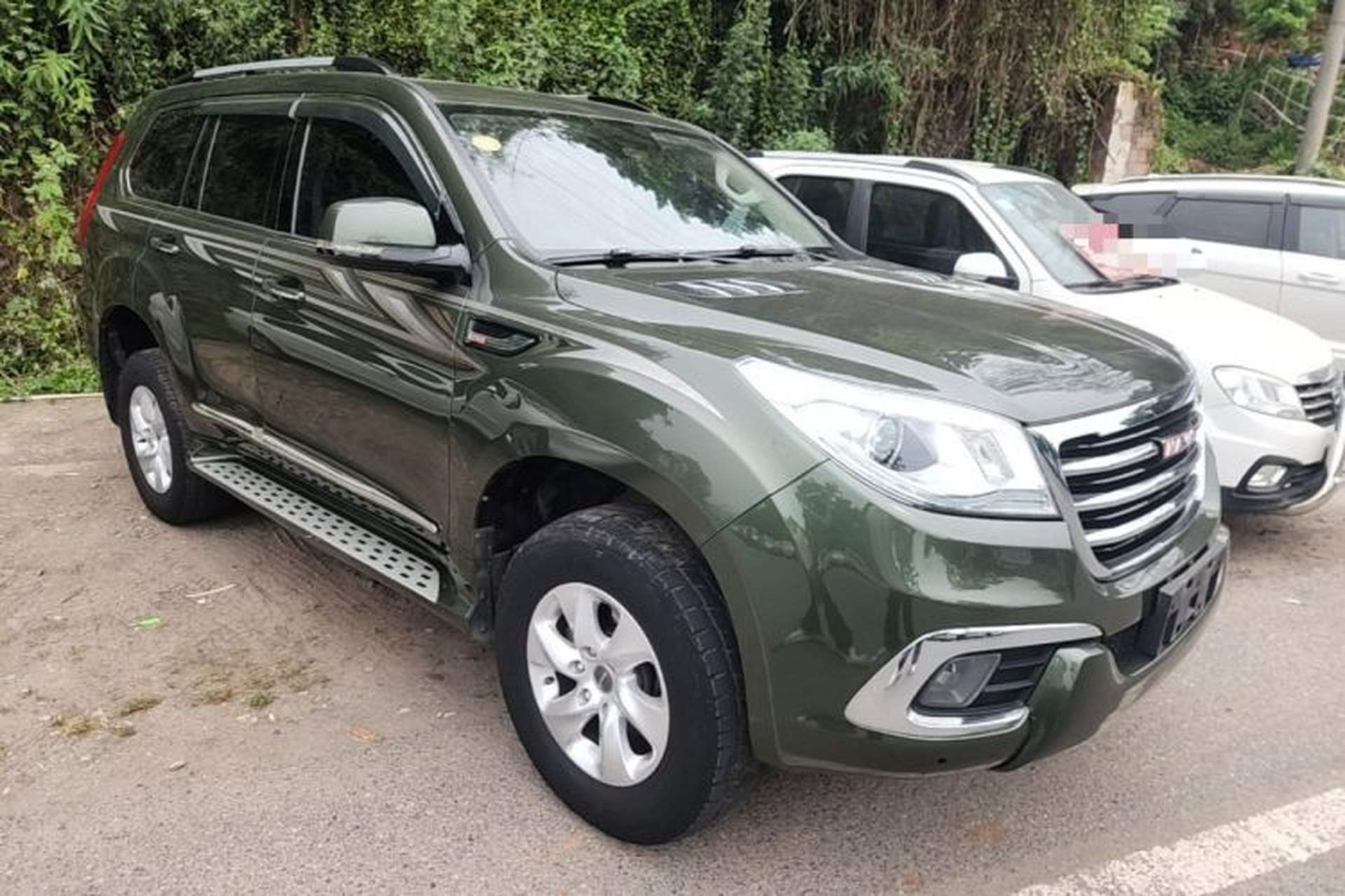 Used Haval H9 2016 2.0T Four-Wheel Drive Elite Version 7 Seats Front Right 45 Deg