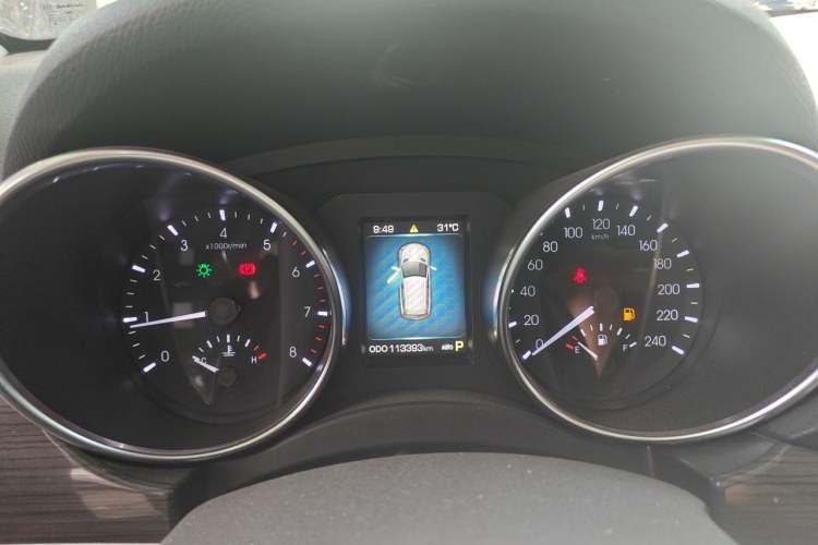 Used Haval H9 2016 2.0T Four-Wheel Drive Luxury 7-Seater Instrument Cluster
