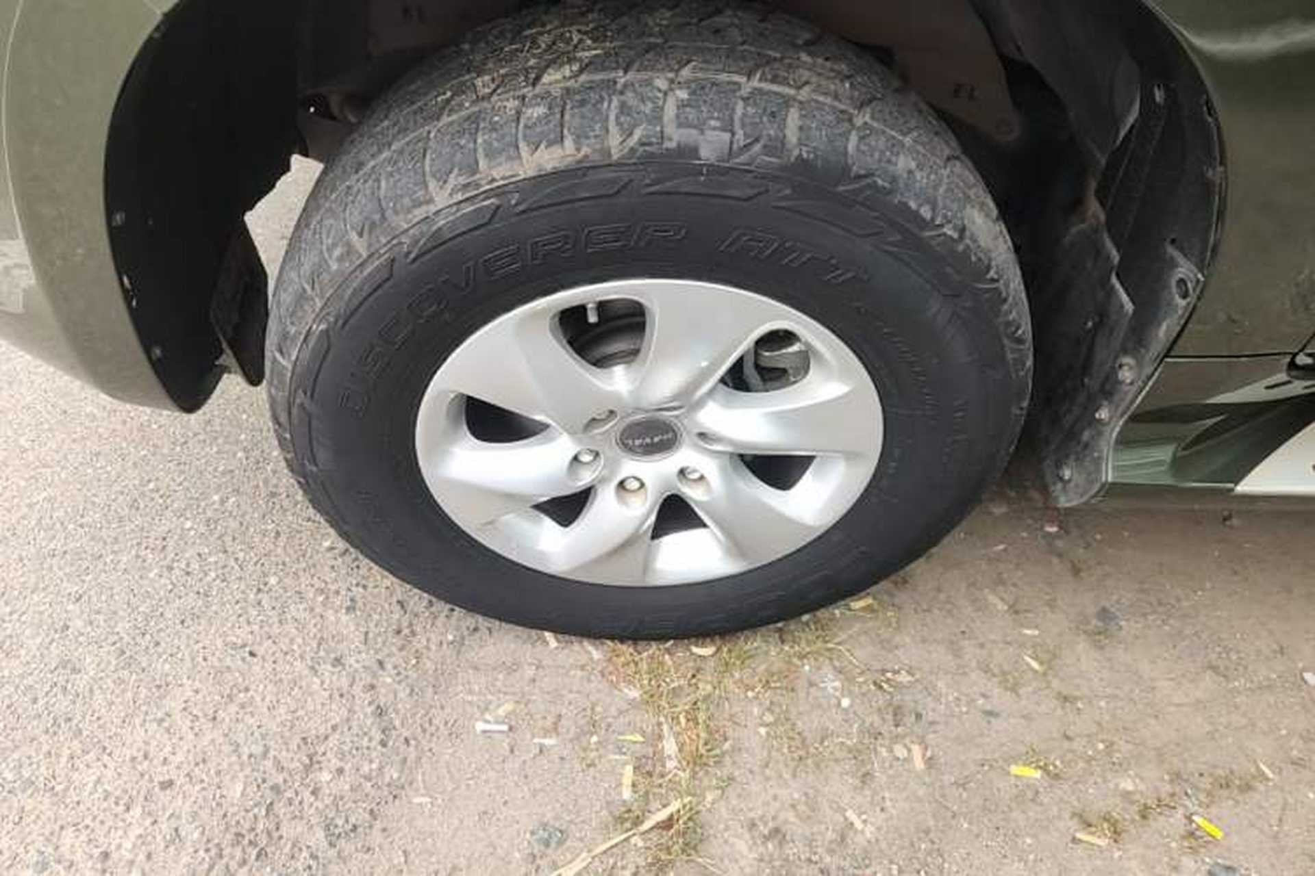 Used Haval H9 2016 2.0T Four-Wheel Drive Elite Version 7 Seats Left Front Wheel Hub