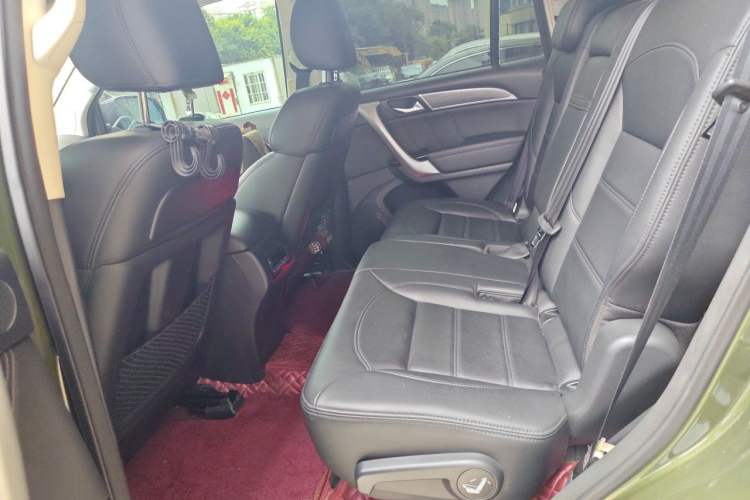 Used Haval H9 2016 2.0T Four-Wheel Drive Luxury Version 5 Seats Left Rear Seat