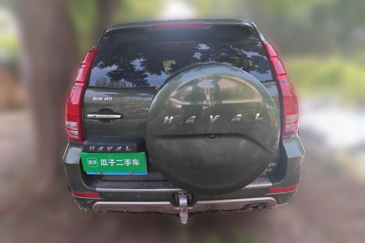 Used Haval H9 2016 2.0T Four-Wheel Drive Luxury 7-Seater Rear