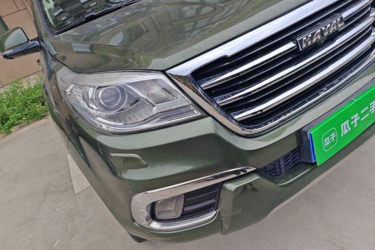 Used Haval H9 2016 2.0T Four-Wheel Drive Luxury Version 5 Seats Right Front Headlight