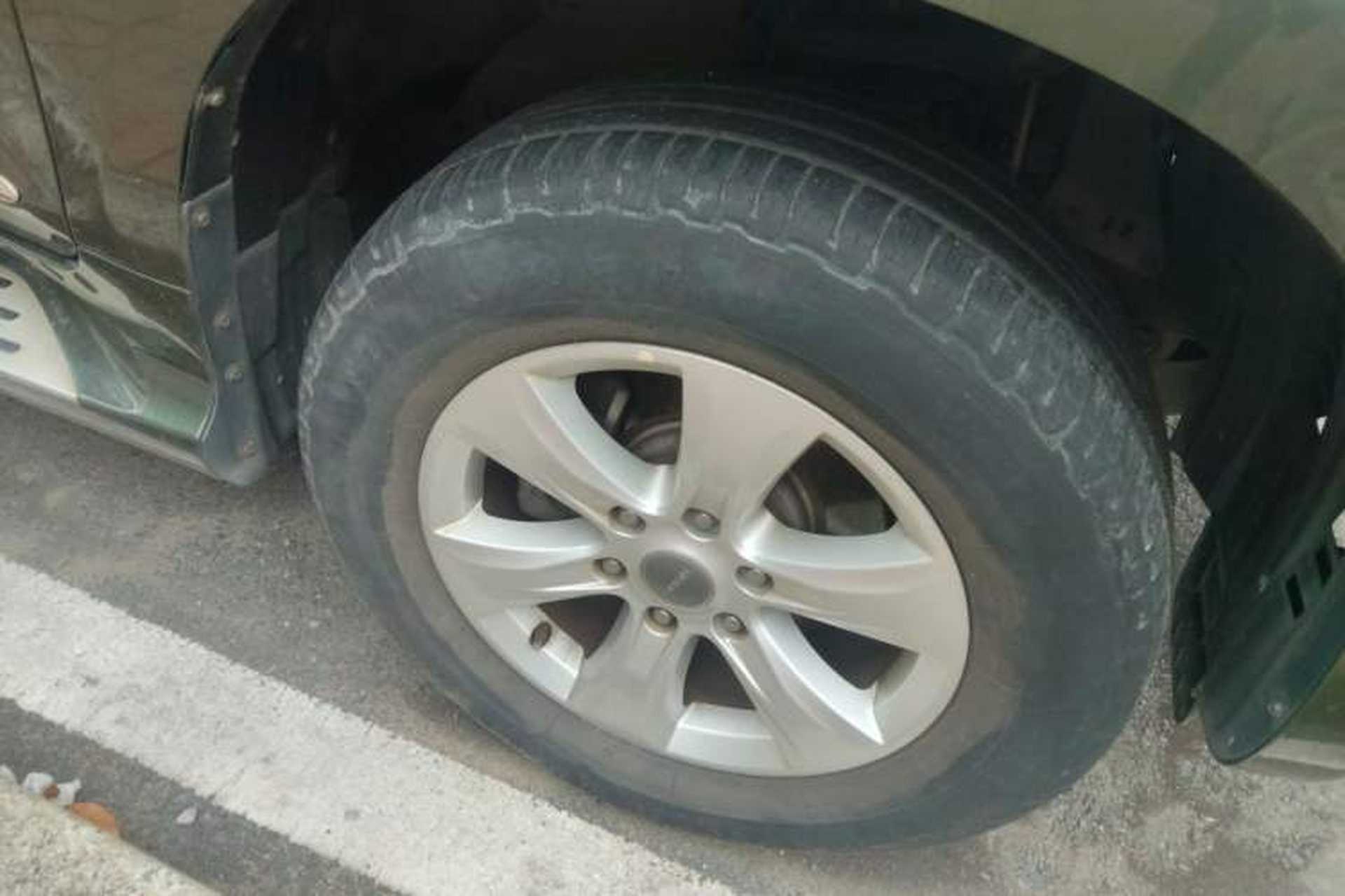 Used Haval H9 2016 2.0T Four-Wheel Drive Luxury 7-Seater Right Front Wheel Hub