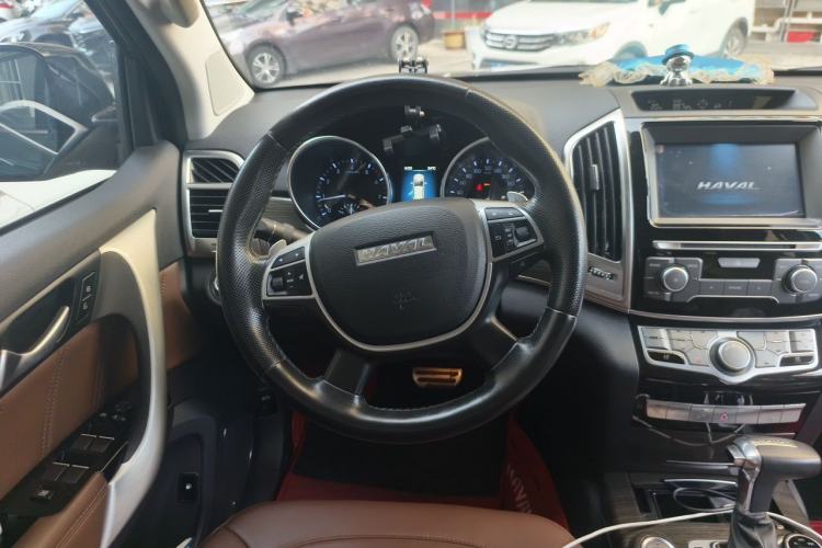 Used Haval H9 2016 2.0T Four-Wheel Drive Luxury 7-Seater Steering Wheel