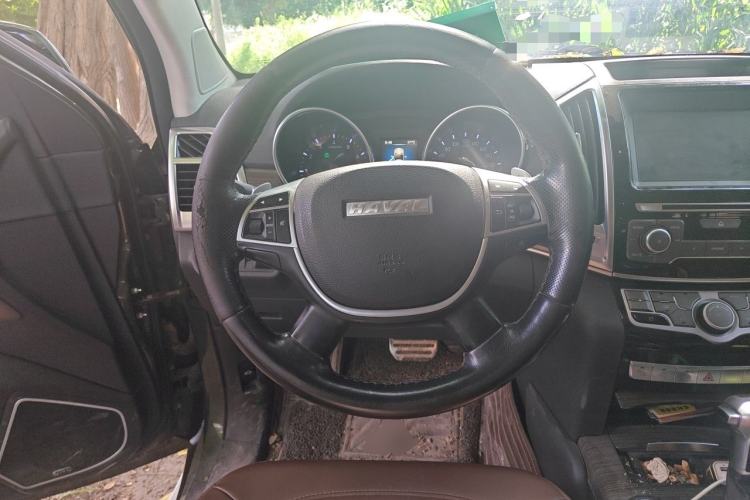 Used Haval H9 2016 2.0T Four-Wheel Drive Luxury 7-Seater Steering Wheel