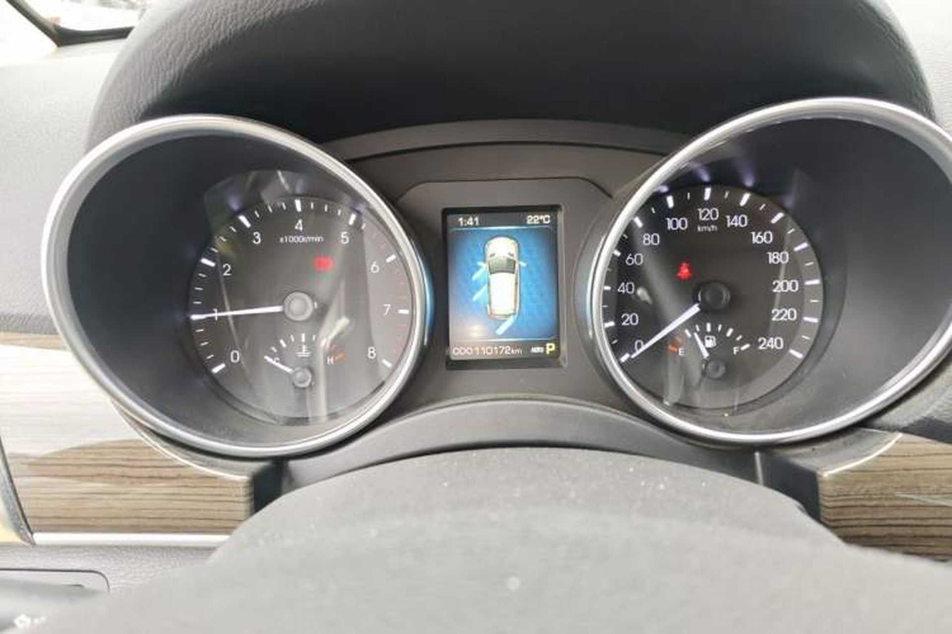 Used Haval H9 2016 2.0T Four-Wheel Drive Luxury Version 5 Seats Instrument Cluster