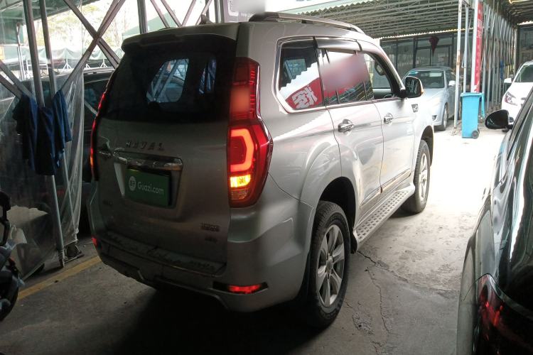 Used Haval H9 2016 2.0T Four-Wheel Drive Luxury 7-Seater Rear Right 45 Deg