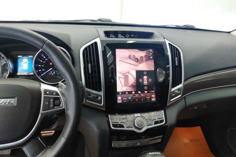 Used Haval H9 2016 2.0T Four-Wheel Drive Luxury 7-Seater Audio And AC Panel