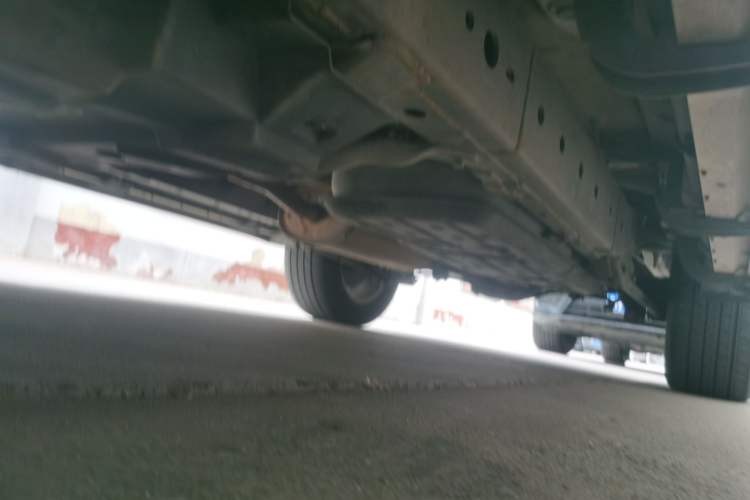 Used Haval H9 2016 2.0T Four-Wheel Drive Luxury 7-Seater Chassis Front Left