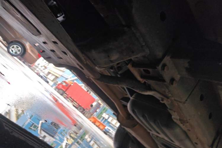 Used Haval H9 2016 2.0T Four-Wheel Drive Luxury 7-Seater Chassis Front Left