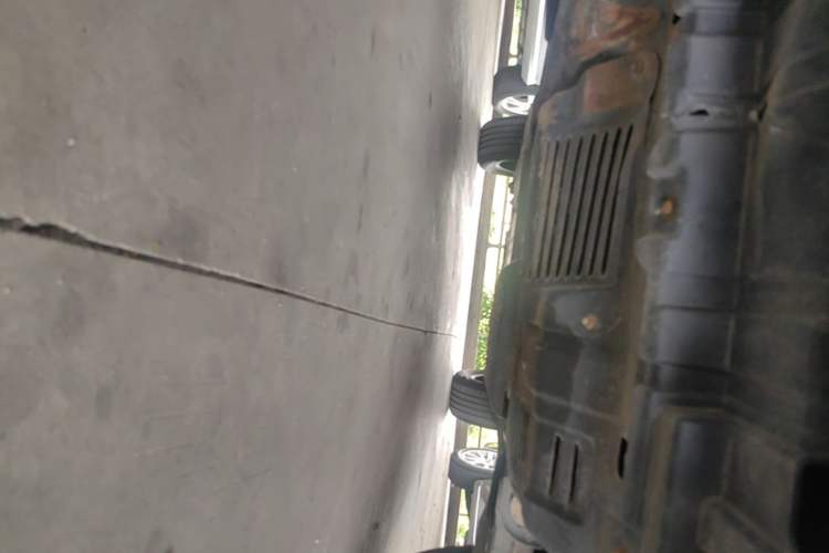 Used Haval H9 2016 2.0T Four-Wheel Drive Luxury Version 5 Seats Chassis Front