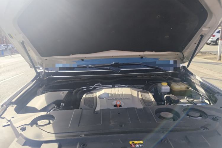 Used Haval H9 2016 2.0T Four-Wheel Drive Luxury 7-Seater Engine Bay