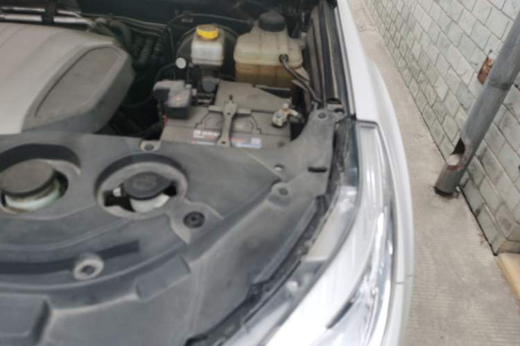 Used Haval H9 2016 2.0T Four-Wheel Drive Luxury 7-Seater Engine Bay Left