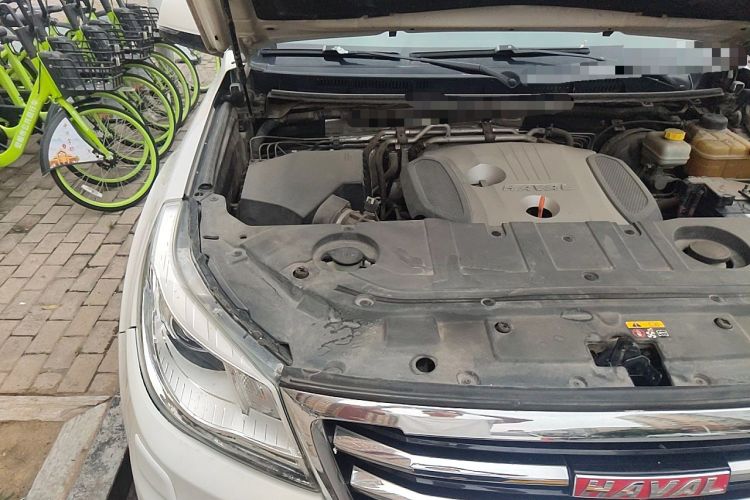 Used Haval H9 2016 2.0T Four-Wheel Drive Luxury 7-Seater Engine Bay Right